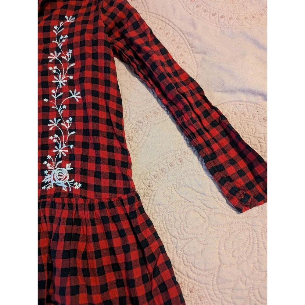 Gap Plaid Embroidered‎ 8/9 Dress